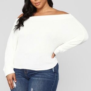 White, off shoulder shirt Size 1X